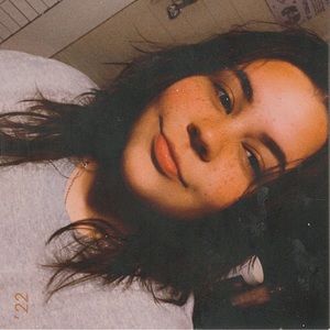 Meet your Posher, Candice